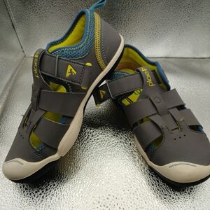 PLAE Gray 2.0 Fisherman Water Shoes/Sandals Kids Size 1